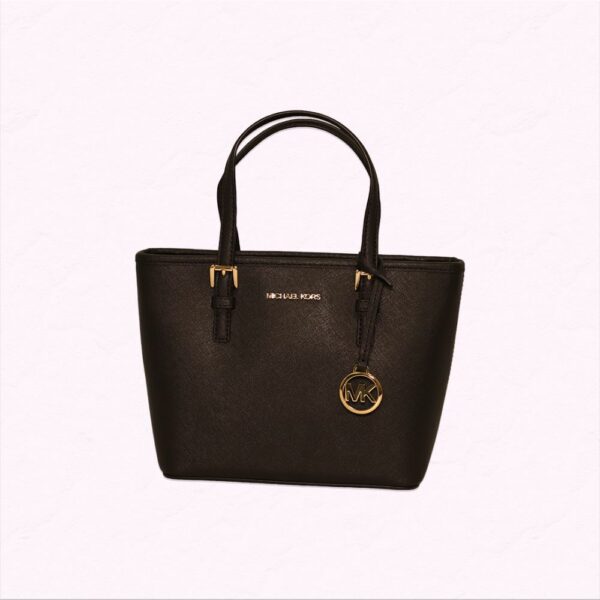 XSCRYALCNV BLACK